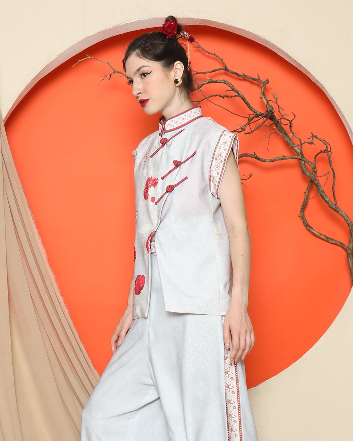 KANZI COLLECTION | Grey Cheongsam Floral Vest With Wide Leg Pant Set