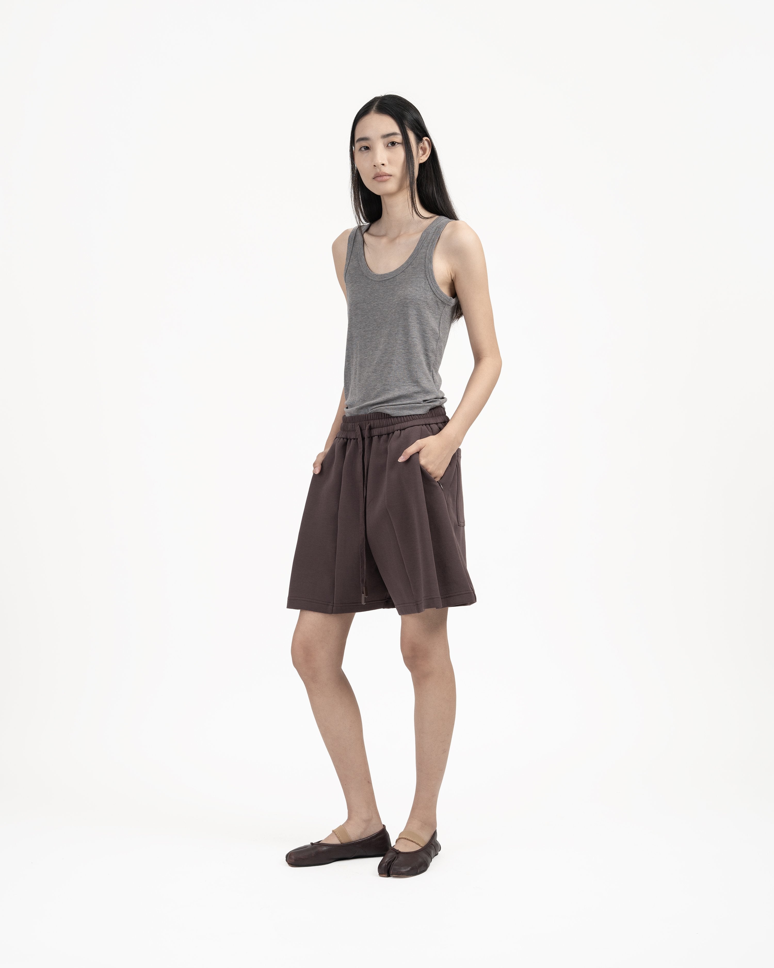 GRAYE | Pleated Sweatshorts - Fig
