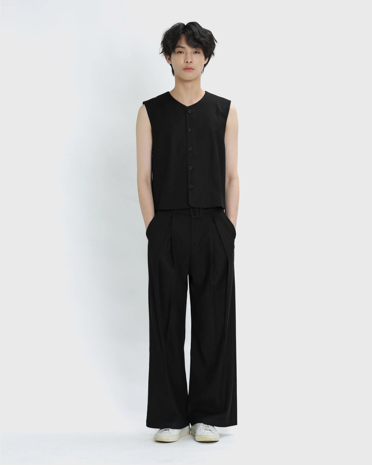RYMH STUDIO | Cropped Vest 002