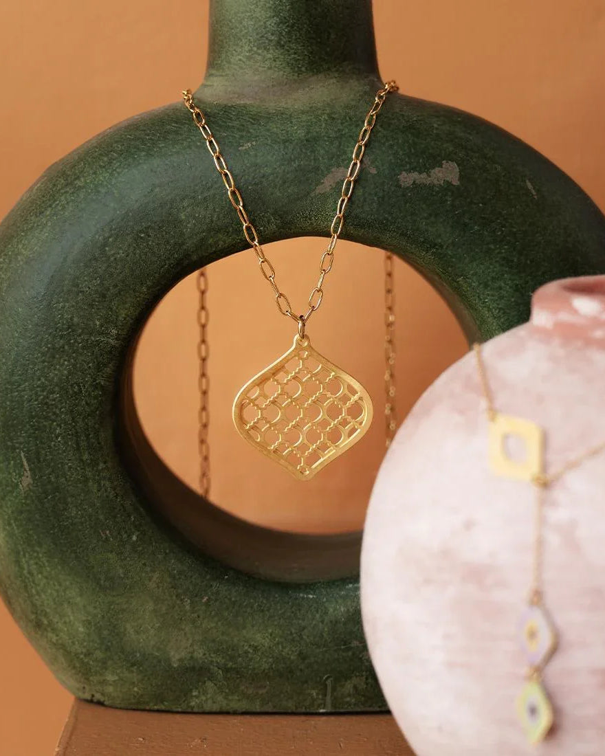EMBRACE JEWELLERY | Woven Leaves Necklace