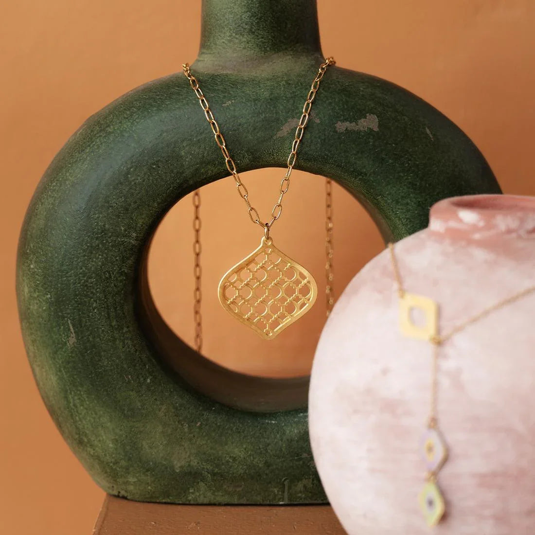 EMBRACE JEWELLERY | Woven Leaves Necklace