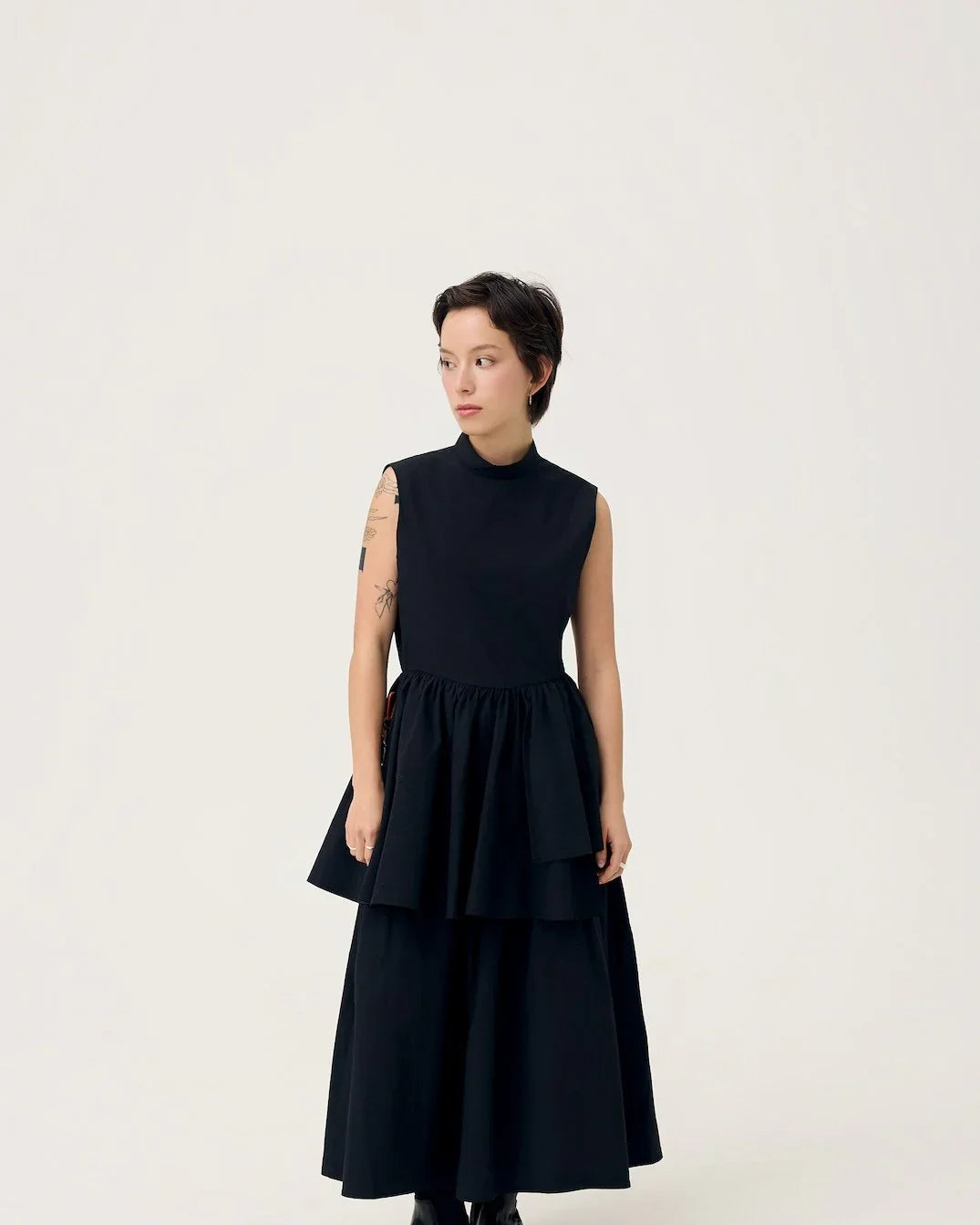 3EIGHTH | UTSURO Crop Shirt in Toner Black