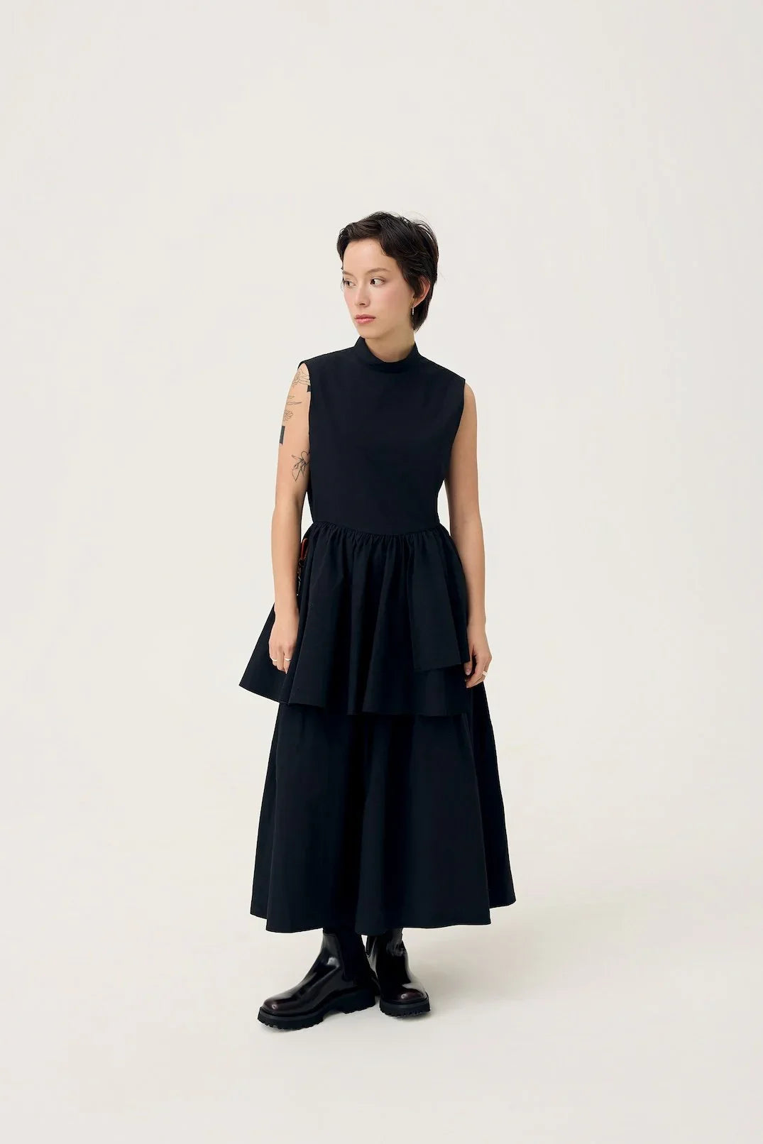 3EIGHTH | UTSURO Crop Shirt in Toner Black