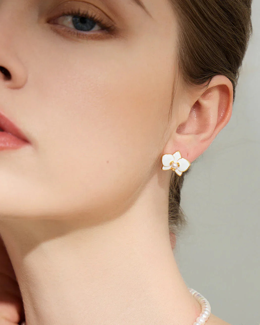 PEARLY LUSTRE | Top Grade Freshwater Pearl Earrings WE00788 | ORCHID