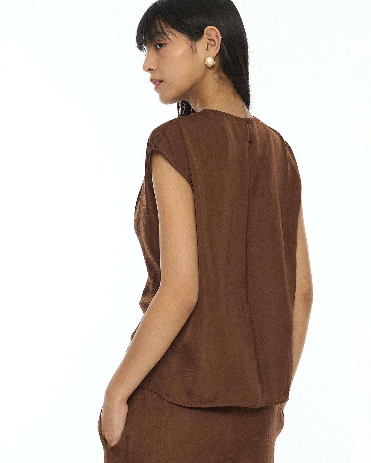 DRESSINGPAULA | Sleeveless Draped Top