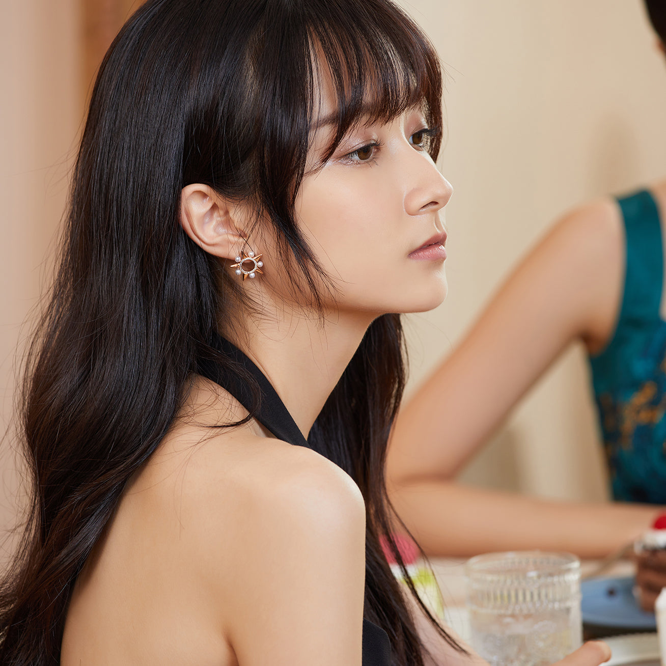 PEARLY LUSTRE | Asian Civilisations Museum Freshwater Pearl Earrings WE00226 | ACM Collection