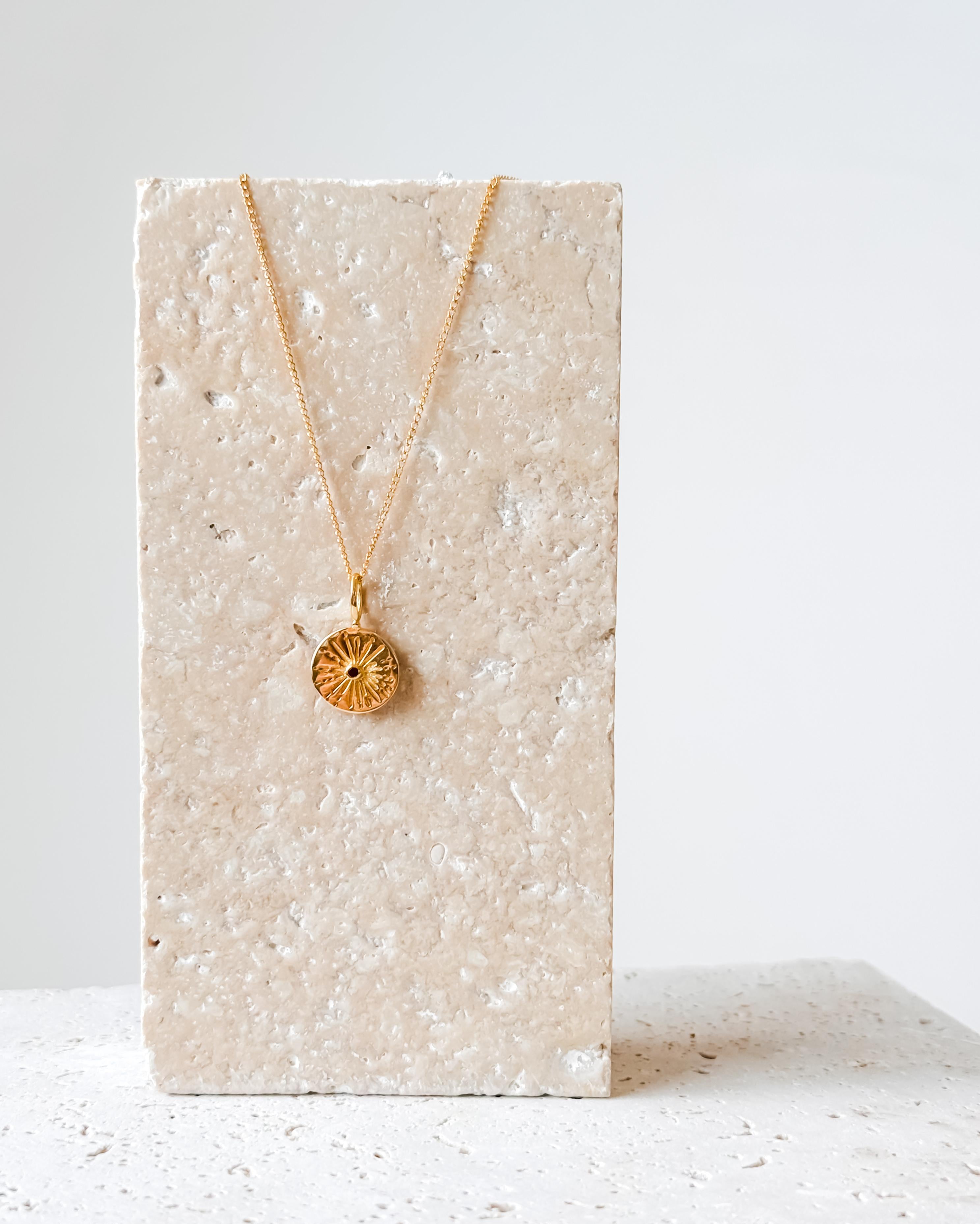 STRAIT LIGHTS | Endless Summer Necklace