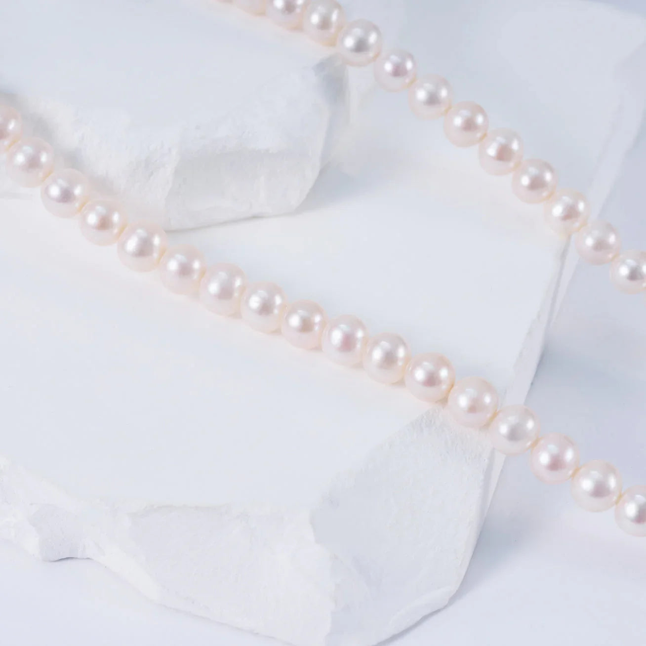 PEARLY LUSTRE | Freshwater Pearl Necklace WN00042 | SAFARI