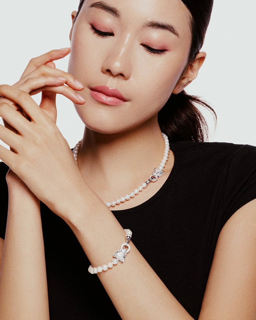 PEARLY LUSTRE | Freshwater Pearl Bracelet WB00136 | SAFARI