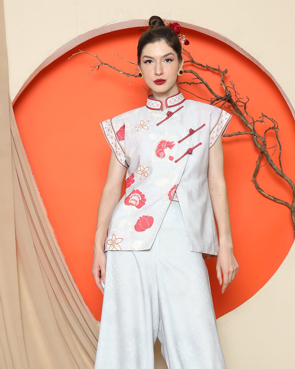 KANZI COLLECTION | Grey Cheongsam Floral Vest With Wide Leg Pant Set