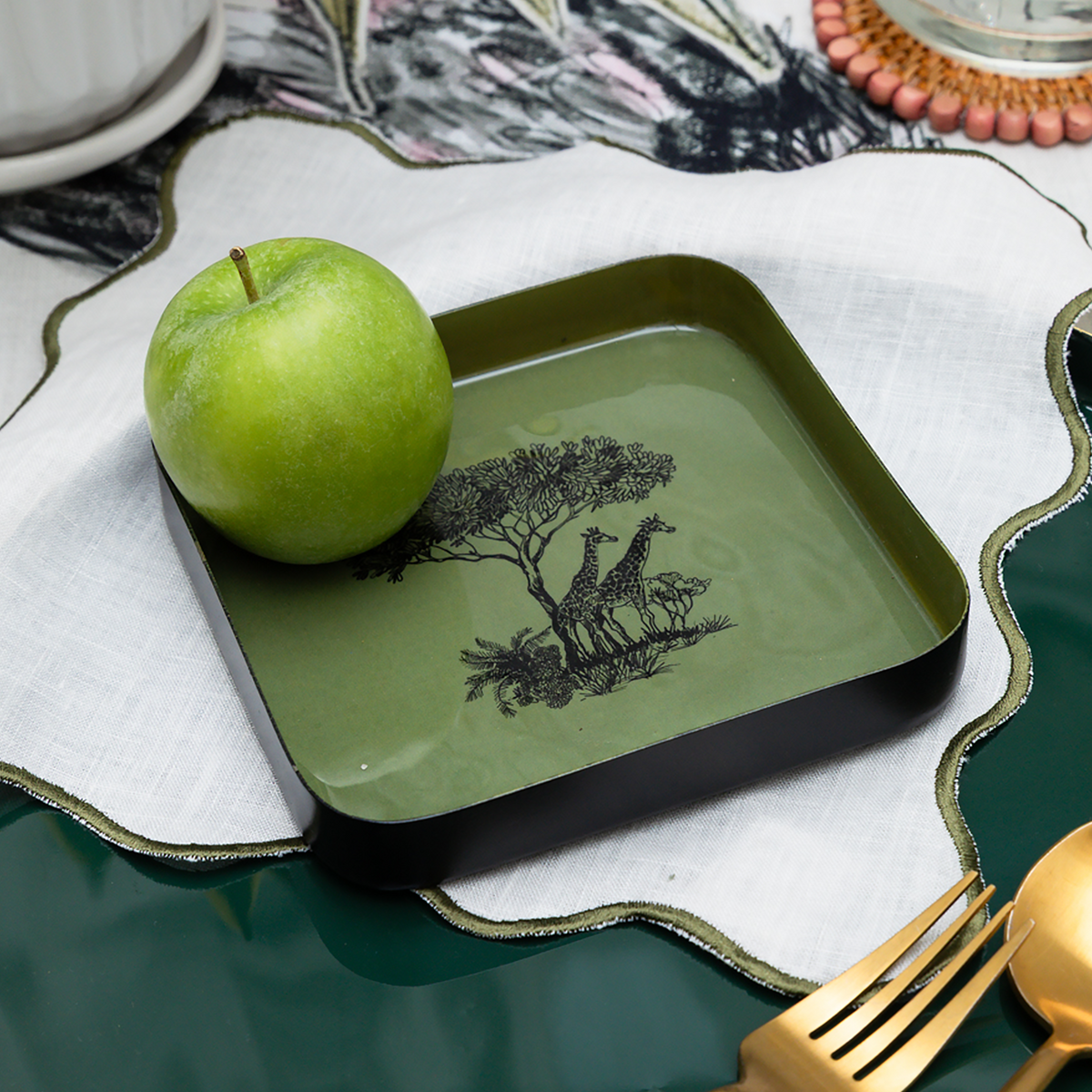 MEJA | The Safari Girafe d’Afrique Trinket Tray