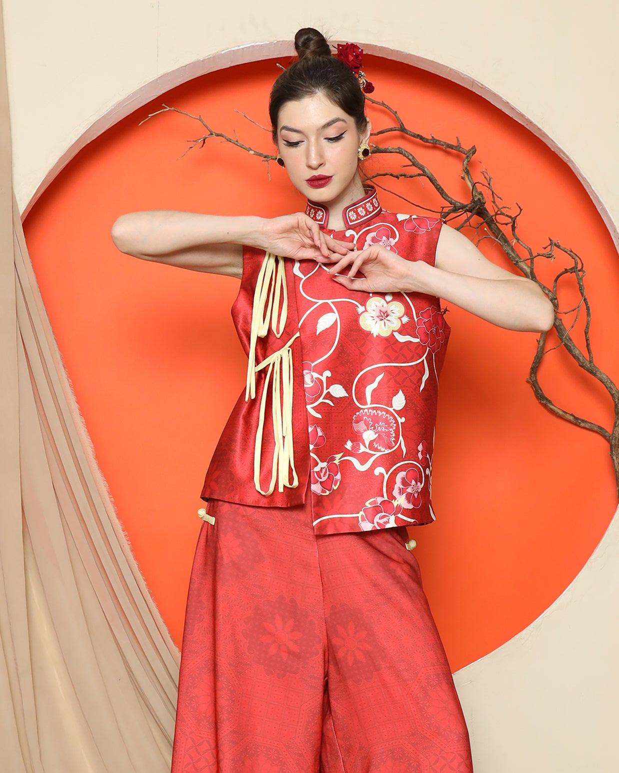 KANZI COLLECTION | Red Cheongsam Floral Vest With Floral Pants Set