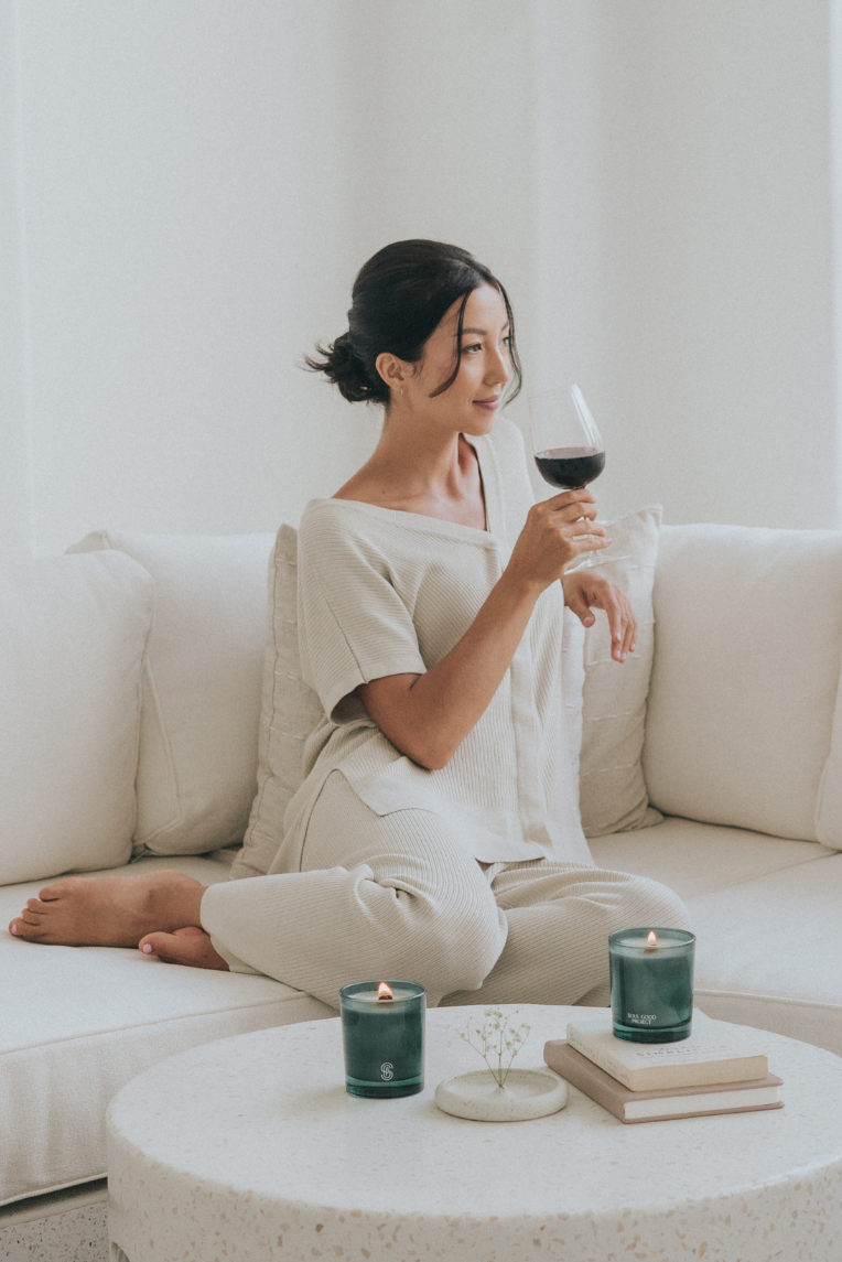 OLIVE BASICS | Eve Button-Down Knit Tee