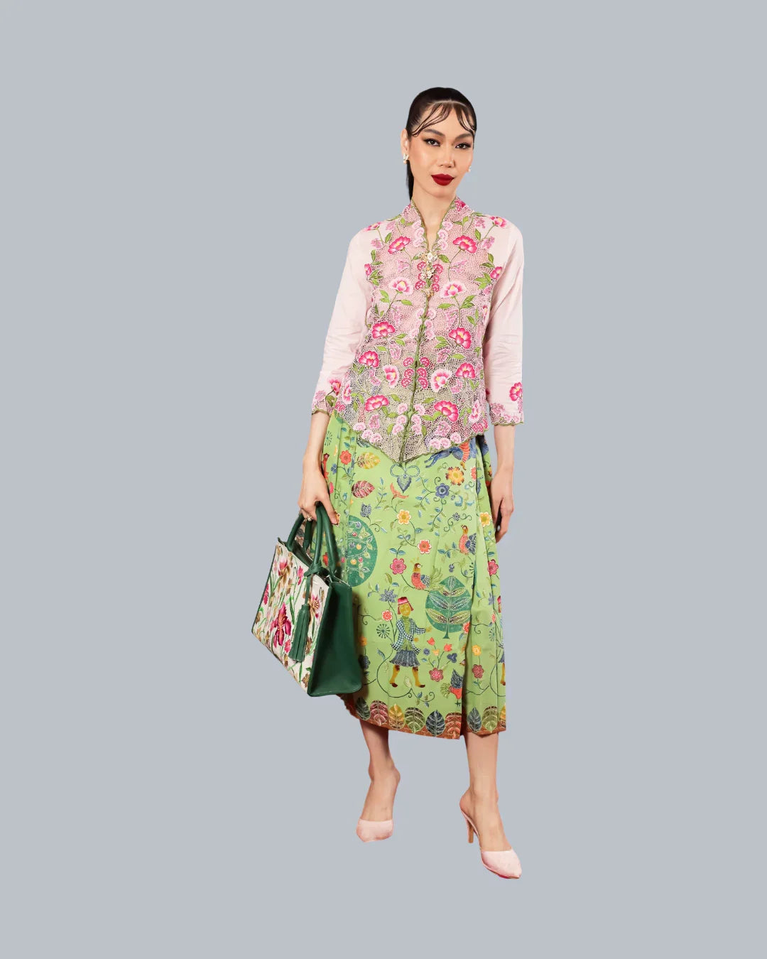 ROEMAH KEBAYA VIELGA | ALAMANDA KERANCANG KEBAYA