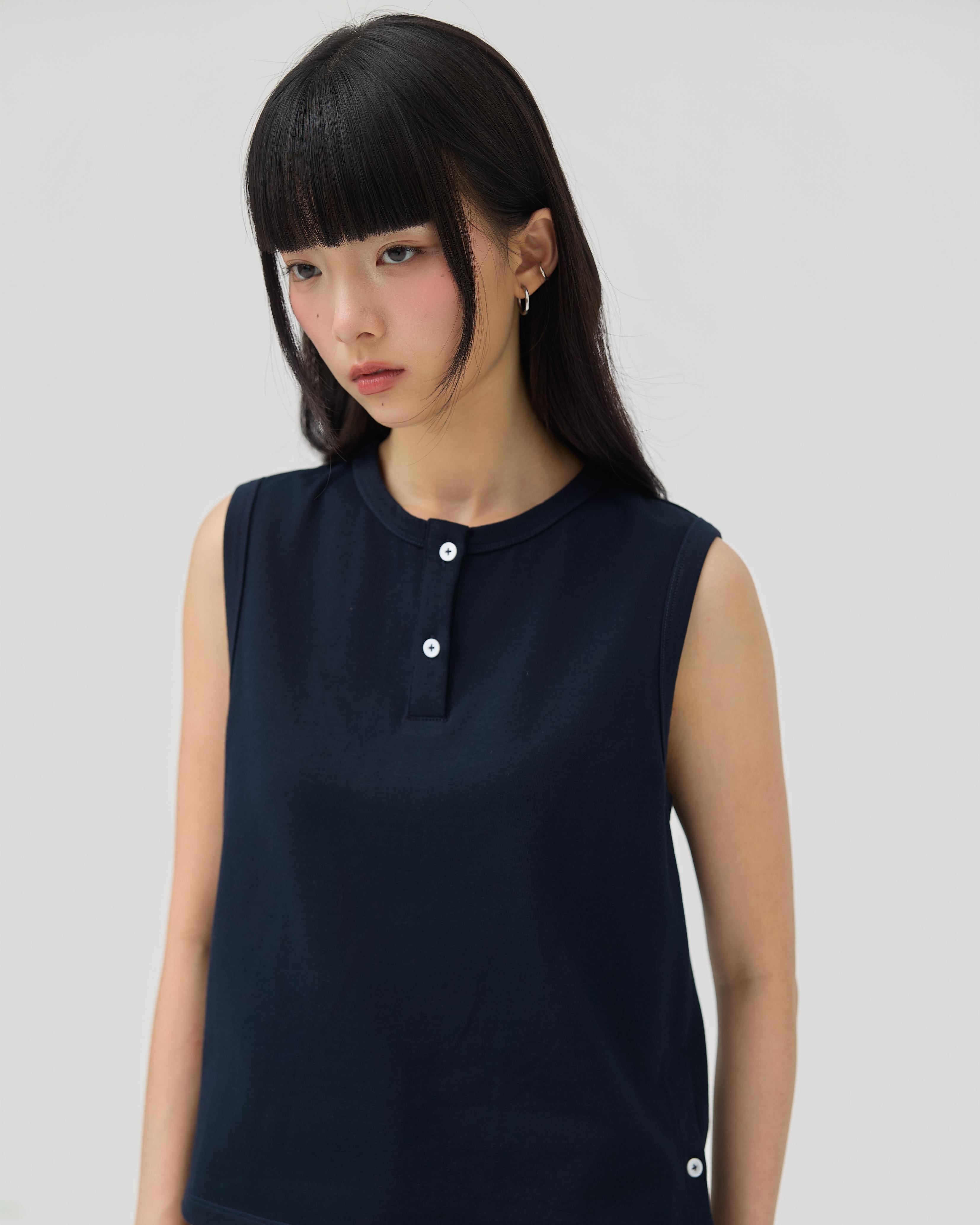 3EIGHTH | Musubi Henley Tank In Navy