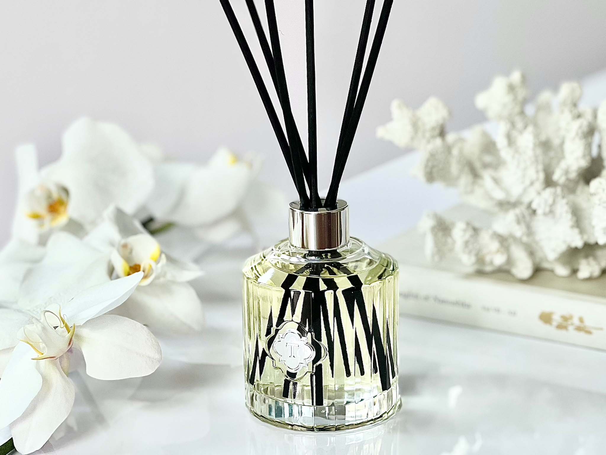 TEMPLE CANDLES | Luxury Reed Diffuser - Gin Blossoms