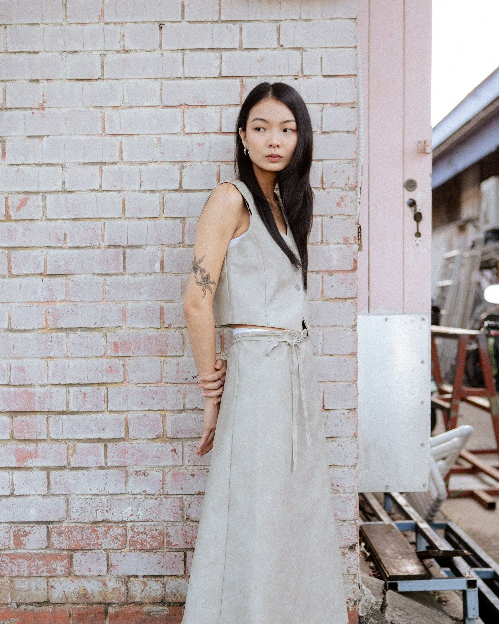 SAERO COLLECTIVE | Hae Structured Vest | Sand