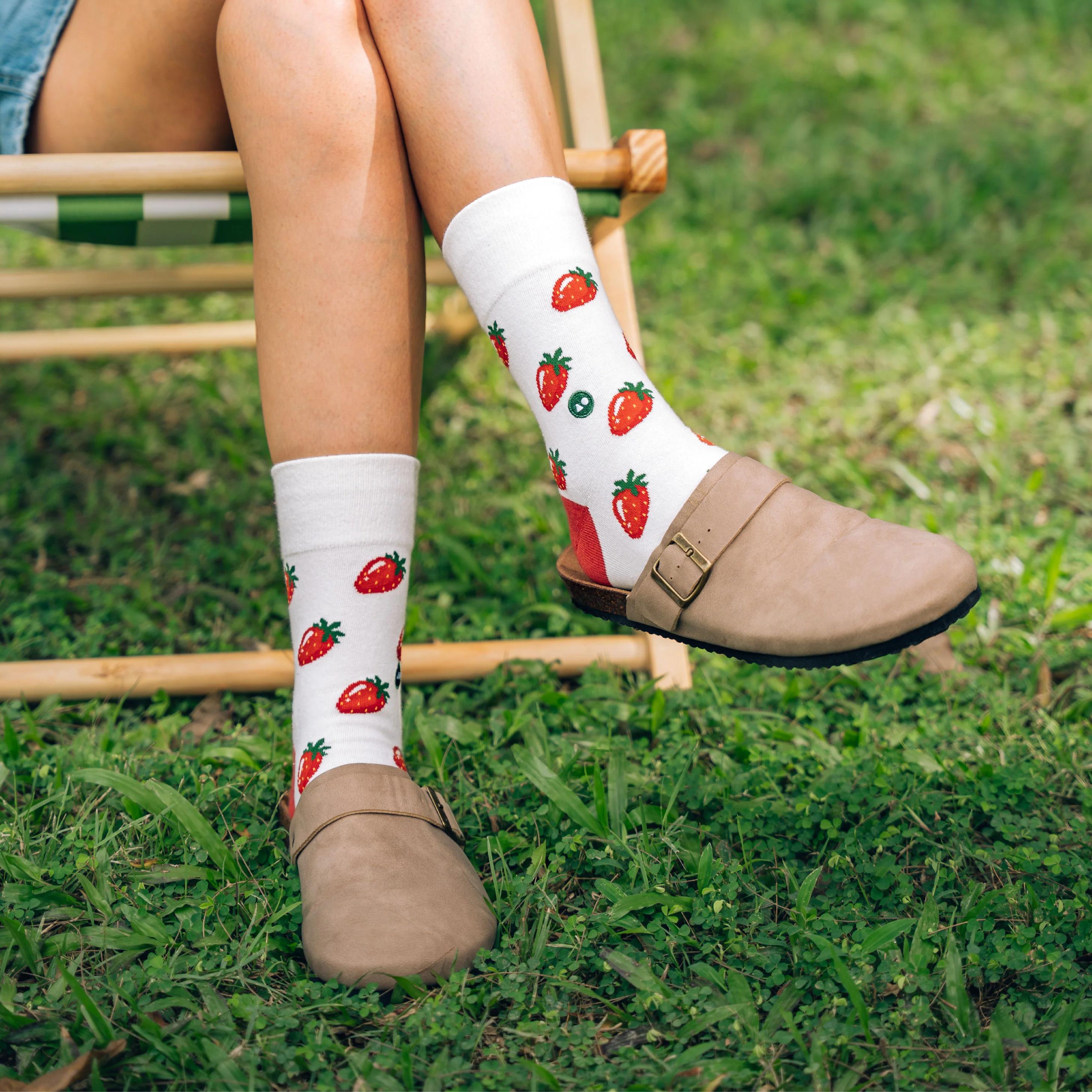 TALKING TOES | Strawberry Time Sock