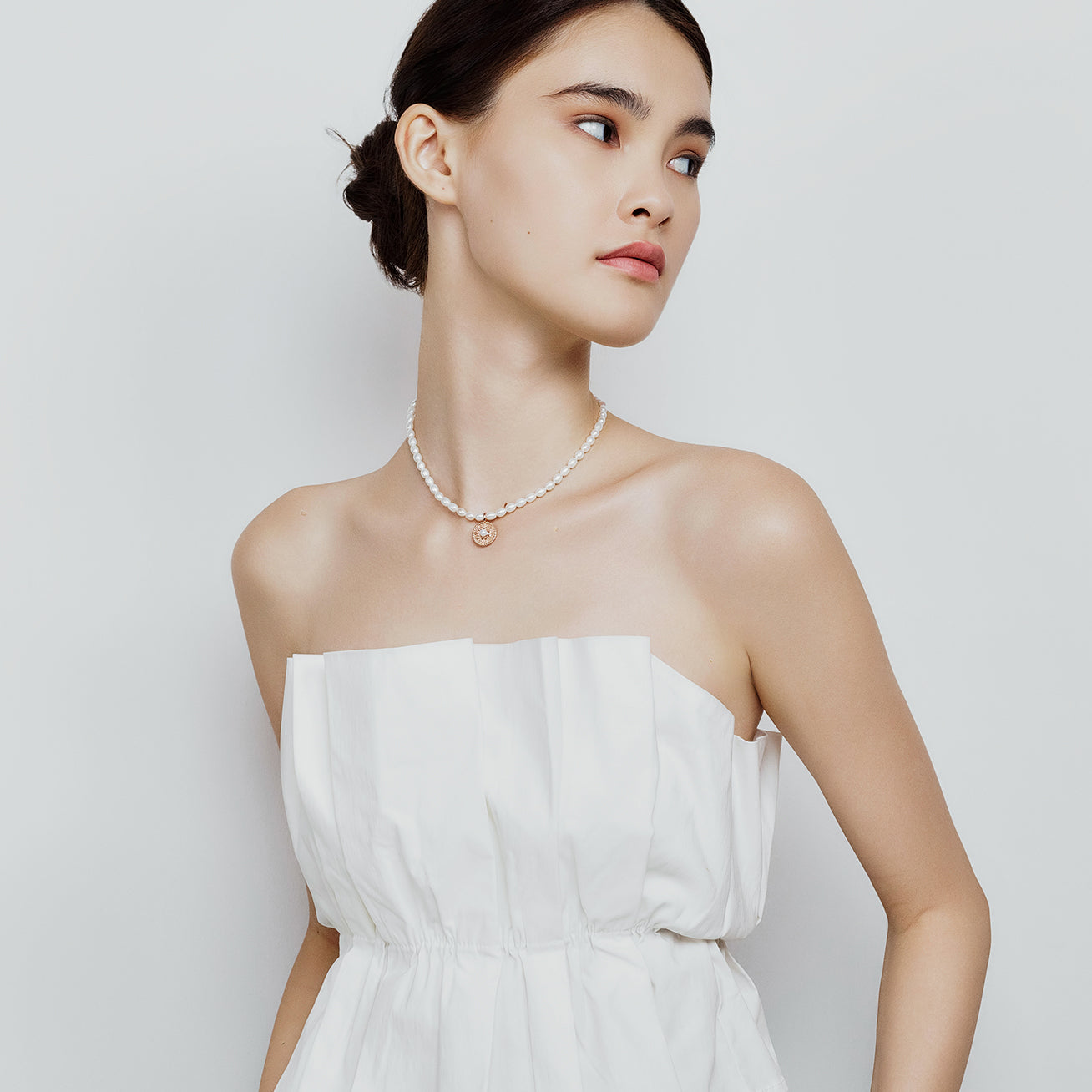 PEARLY LUSTRE | Asian Civilisations Museum Freshwater Pearl Necklace WN00703 | ACM Collection