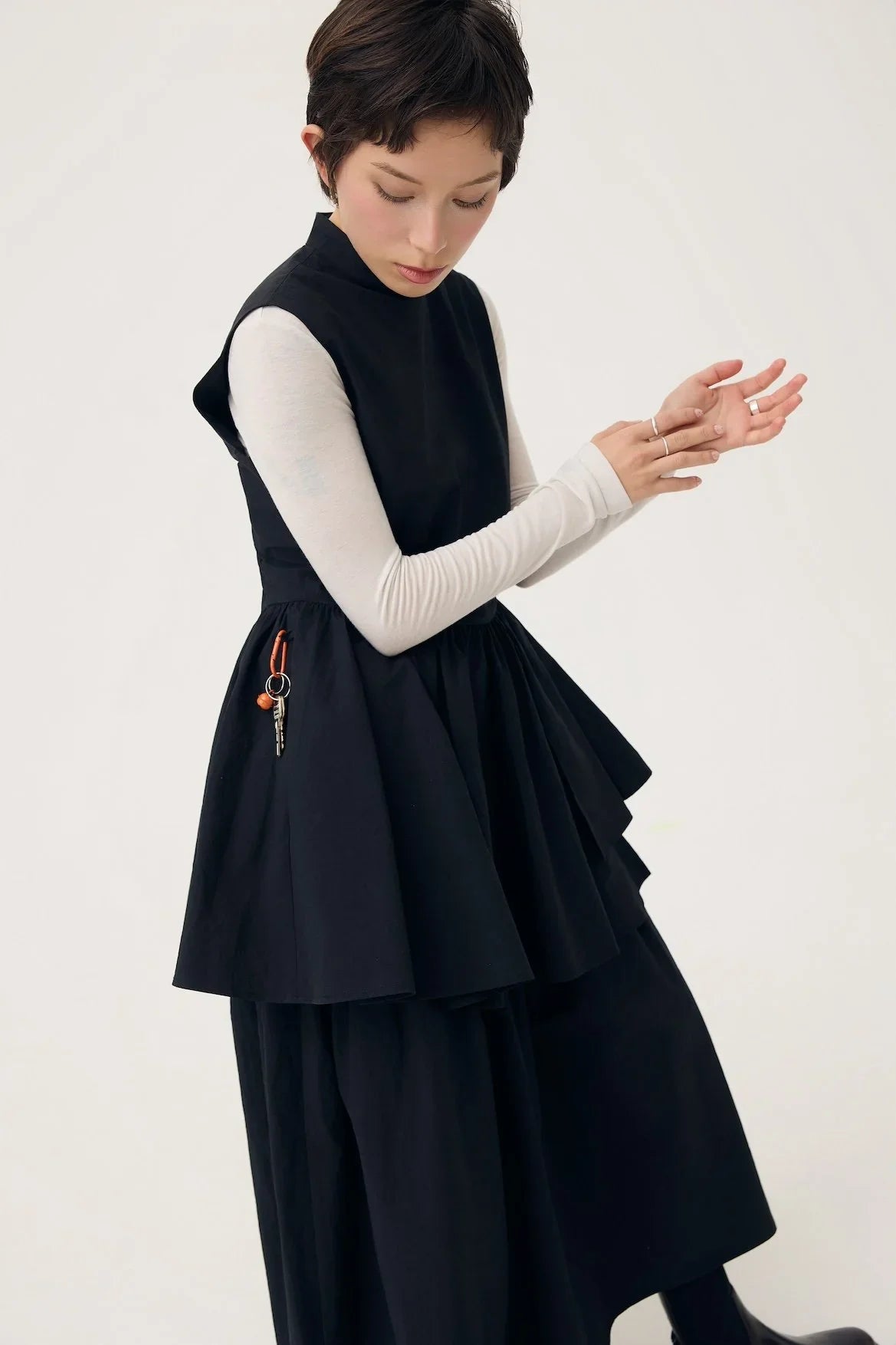 3EIGHTH | UTSURO Crop Shirt in Toner Black