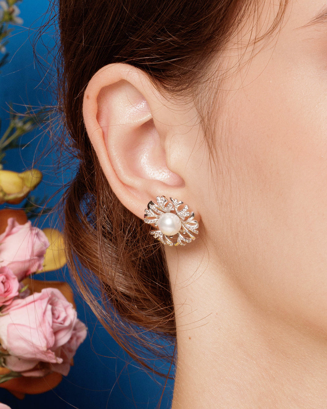 PEARLY LUSTRE | Elegant Freshwater Pearl Earrings WE00502 | GARDENS