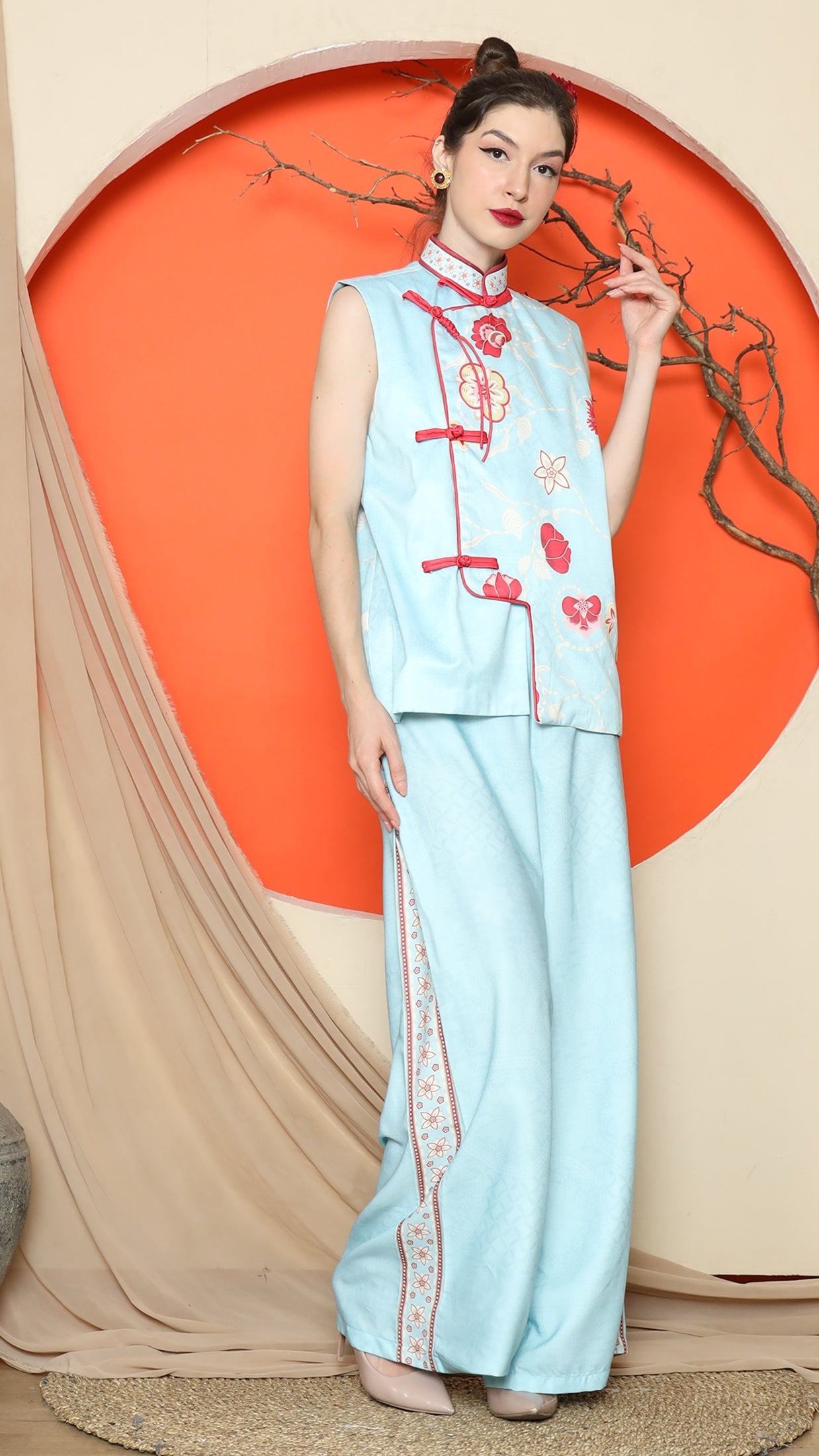 KANZI COLLECTION | Blue Cheongsam Floral Vest With Pant Set