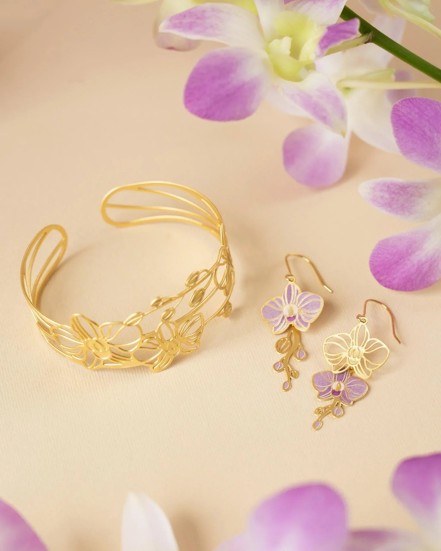 EMBRACE JEWELLERY | Orchid Cuff