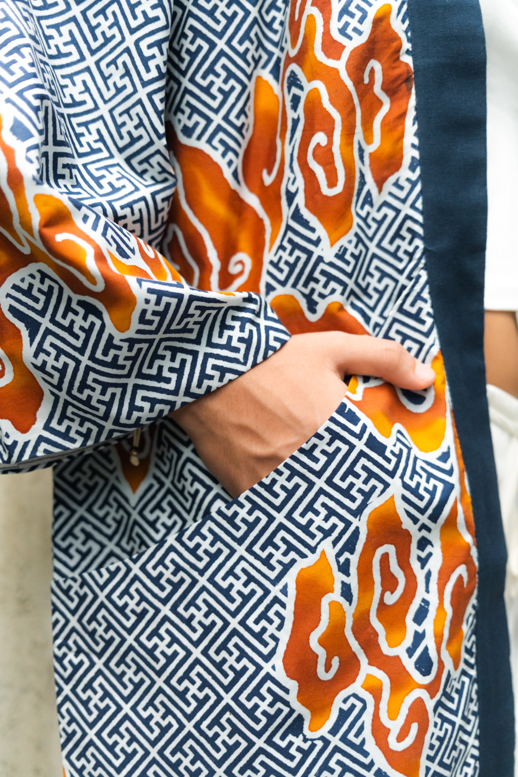 STUDIO GYPSIED | Batik Unisex Jacket In Tumbuh Indigo