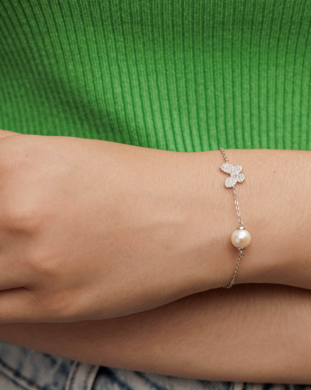 PEARLY LUSTRE | Elegant Freshwater Pearl Bracelet WB00007 | GARDENS