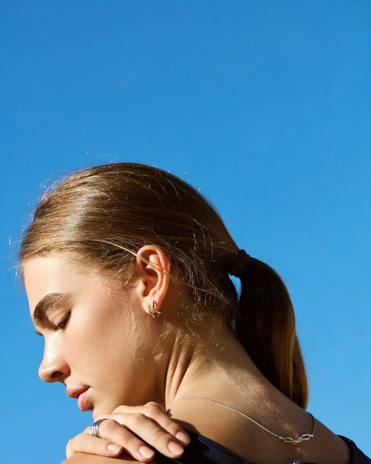 RINA LEE | Flow Mixed Metal Sculptural Necklace