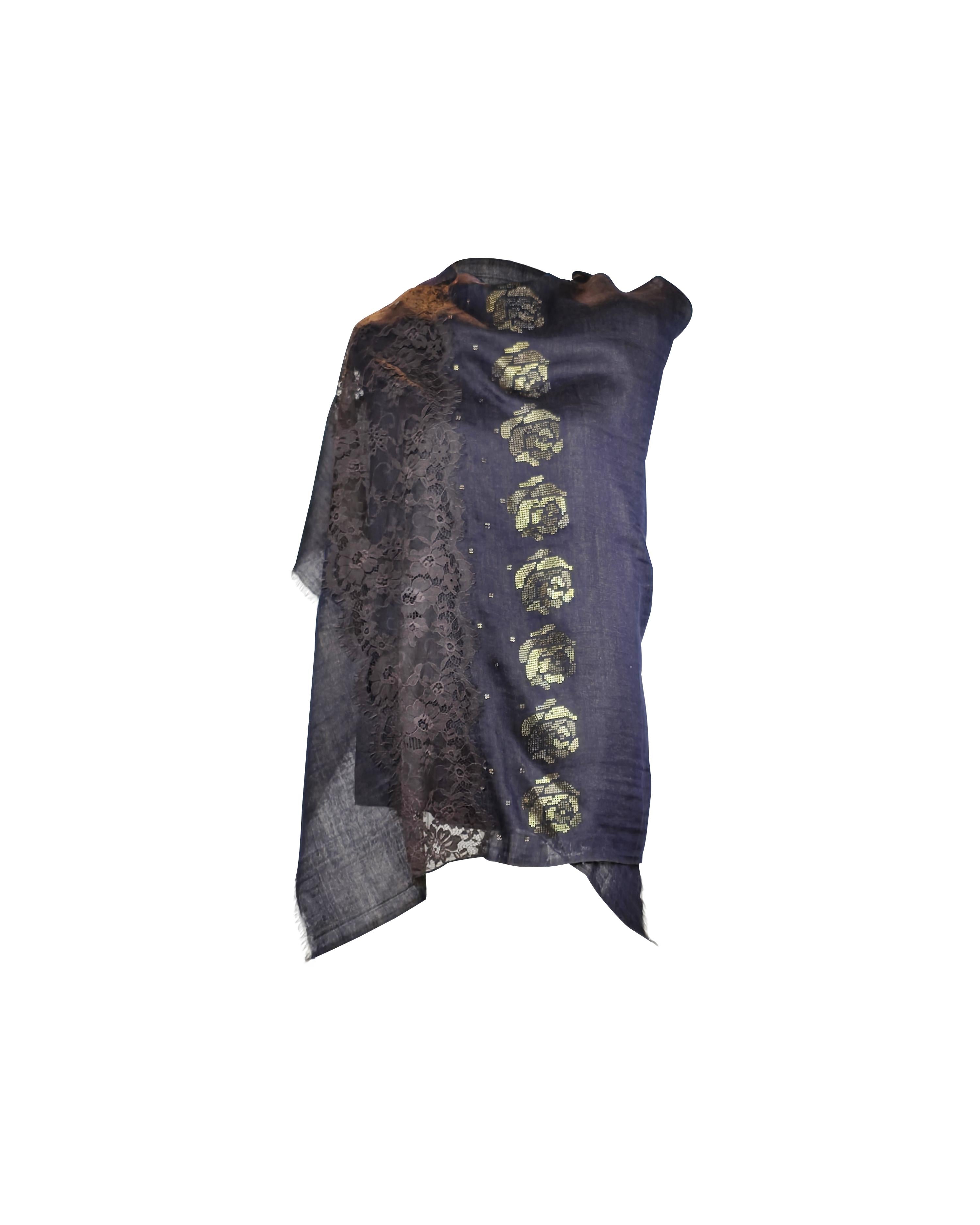 QUEENMARK | AN Zari Work Roses Zari Lace