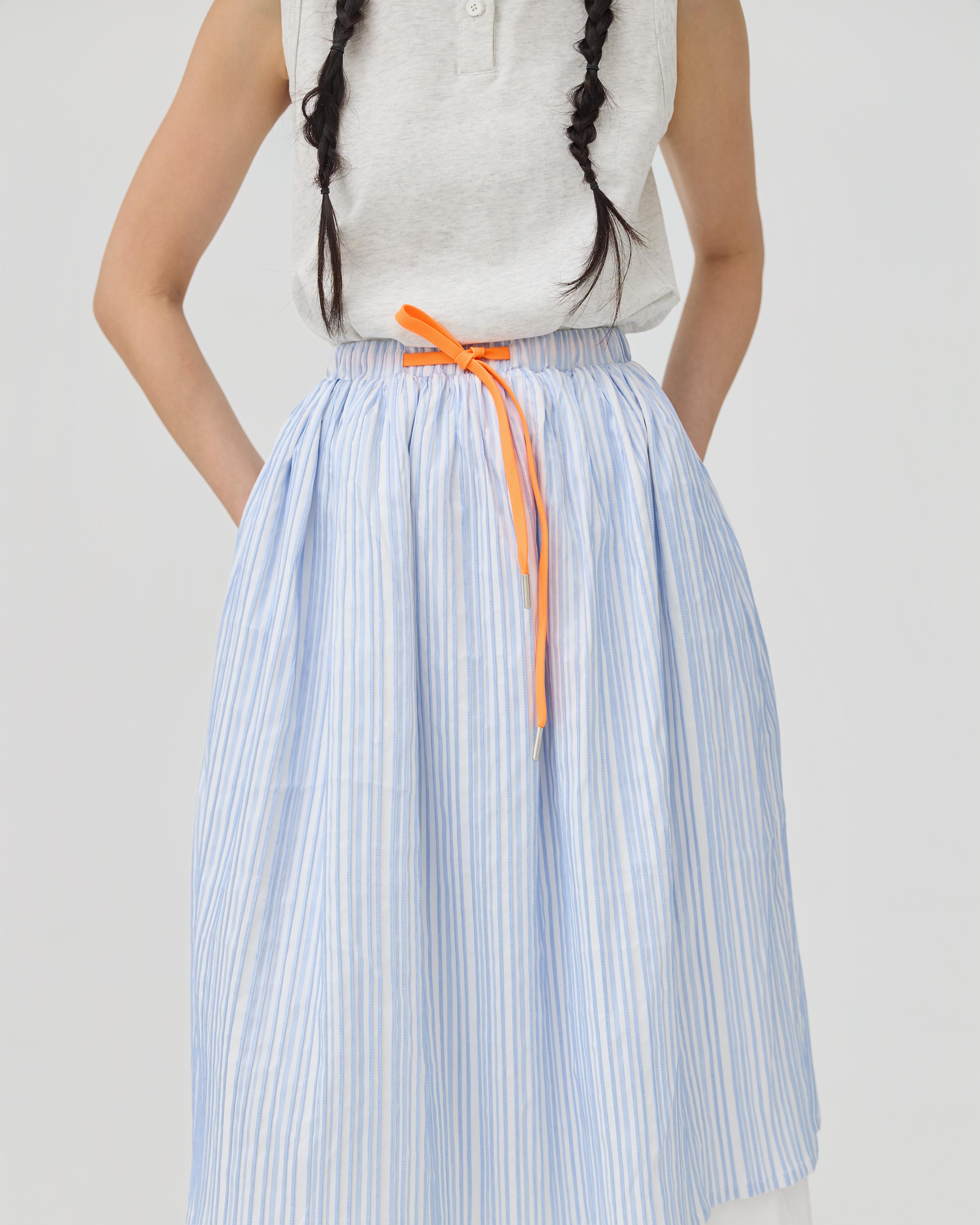 3EIGHTH | Futae Skirt In Blue Seersucker