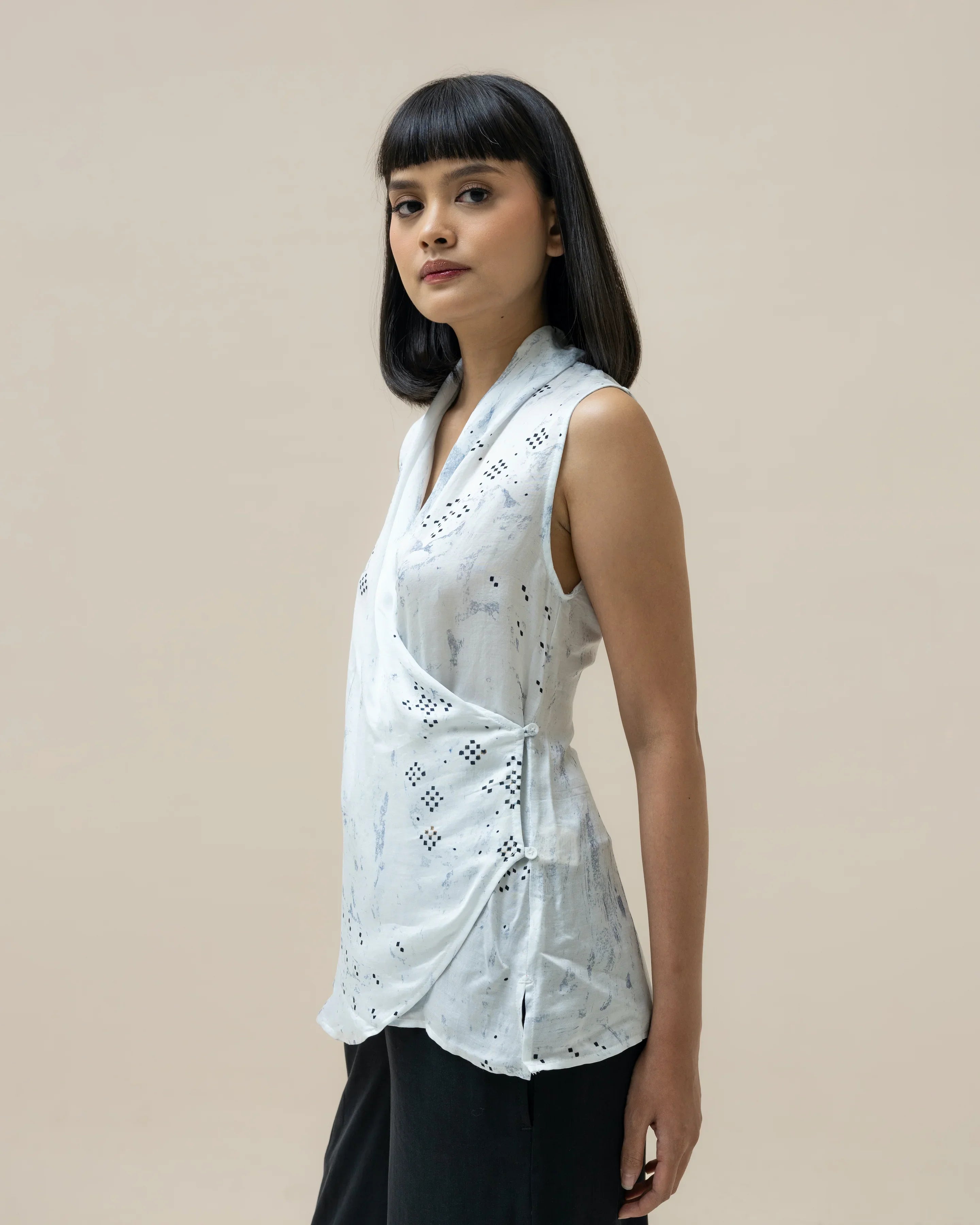 SUKKHA CITTA | ANGKASA - Classic Wrap Top