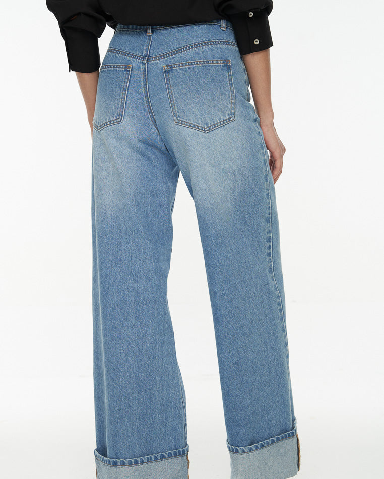 DRESSINGPAULA | High Rise Cuffed Jeans