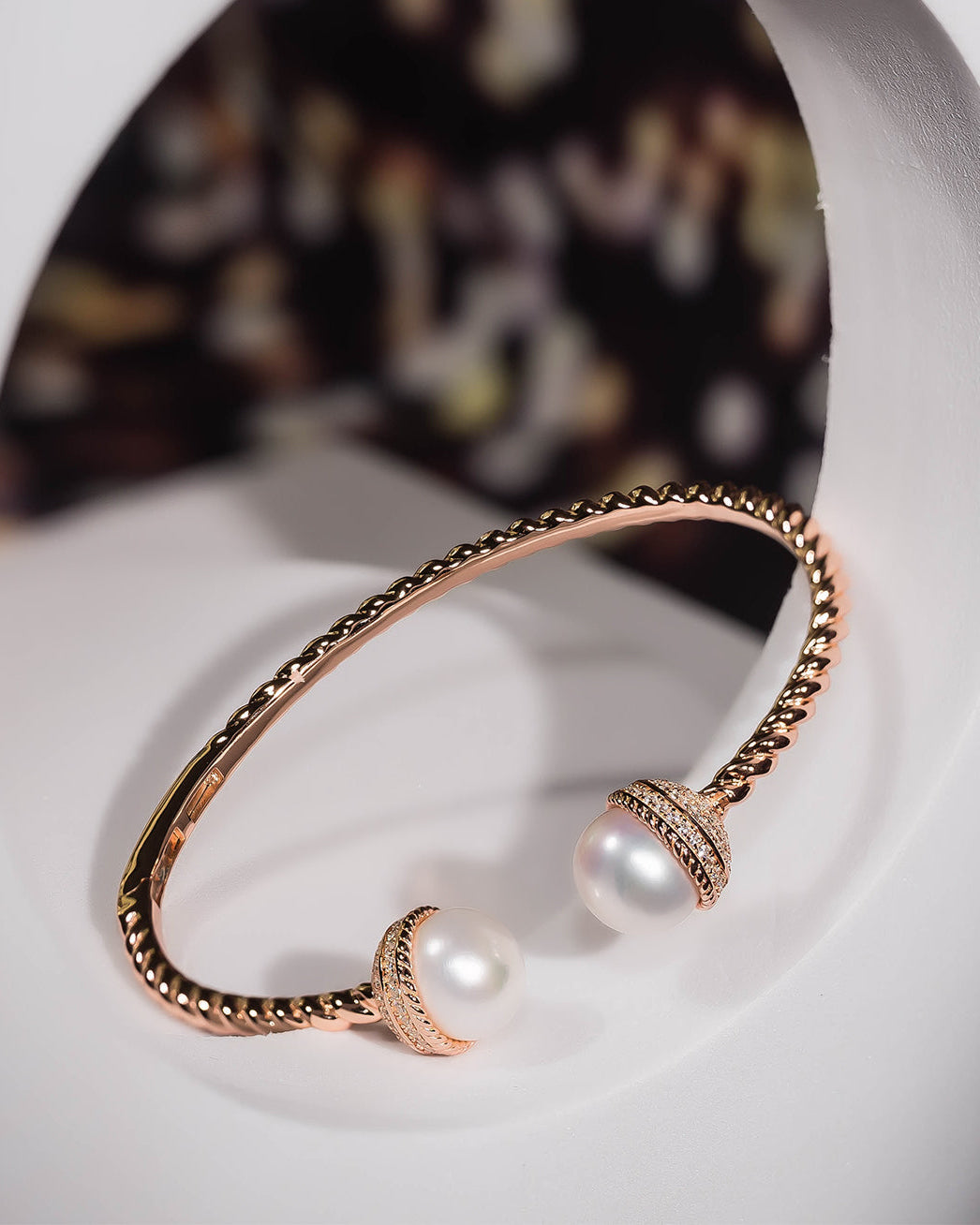 PEARLY LUSTRE | Asian Civilisations Museum Freshwater Pearl Bracelet WB00076 | ACM Collection