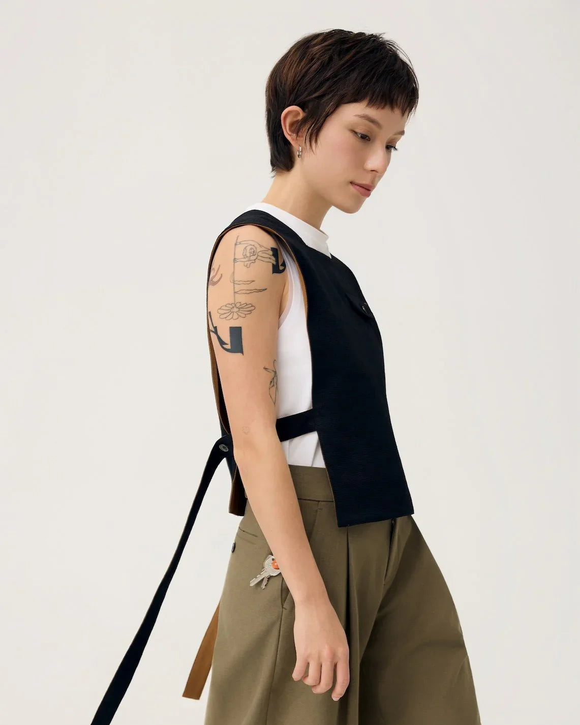 3EIGHTH | GYAKU 2-Way Reversible Vest in Black & Caramel