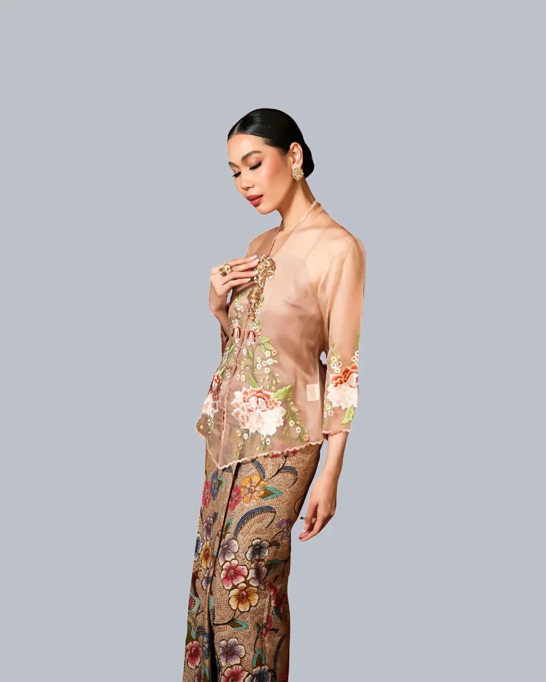ROEMAH KEBAYA VIELGA | Sweet Freesia Kebaya
