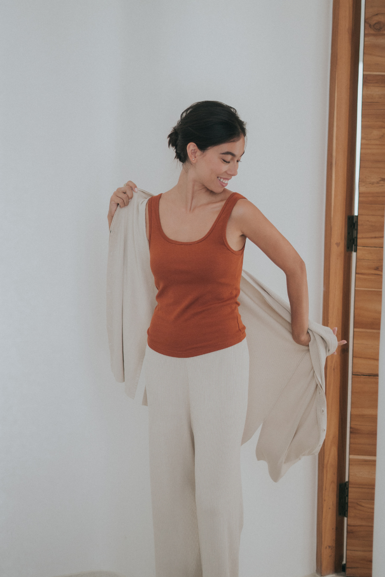 OLIVE BASICS | Eve Button-Down Knit Tee