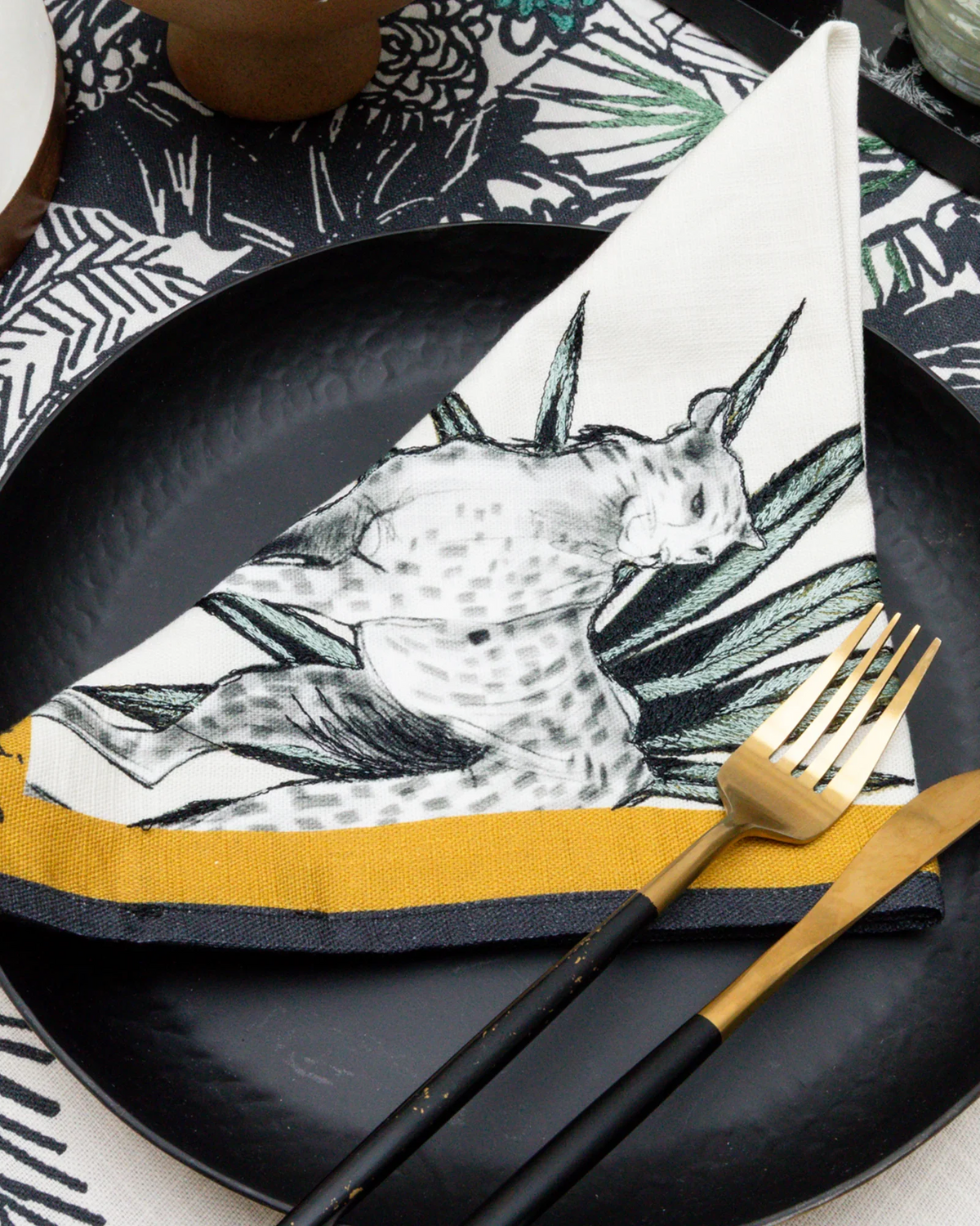 MEJA | The Show Of Safari Animal Napkins (Set Of 2)