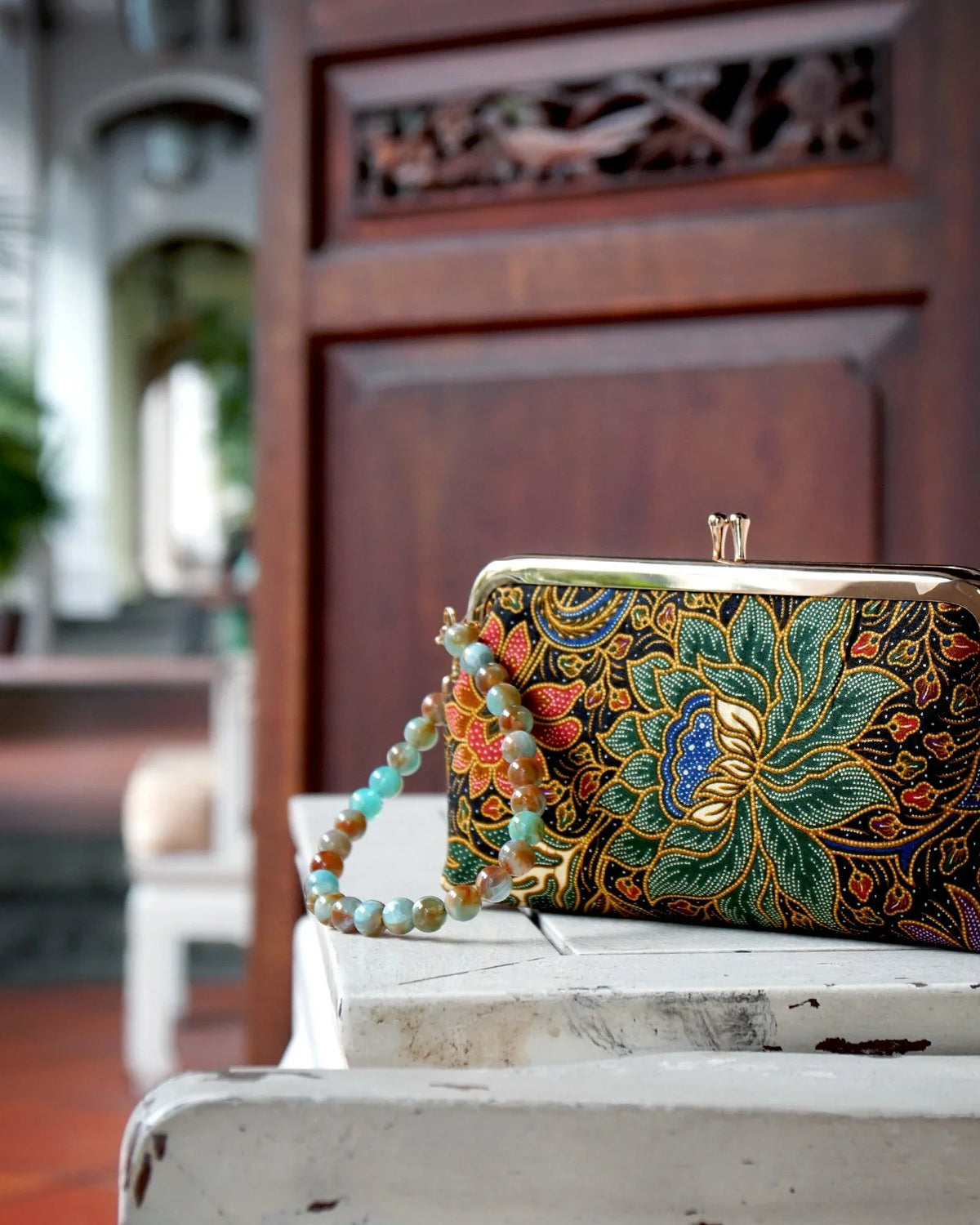 COCOONESE | Wristlet Pouch - Moonlit Garden