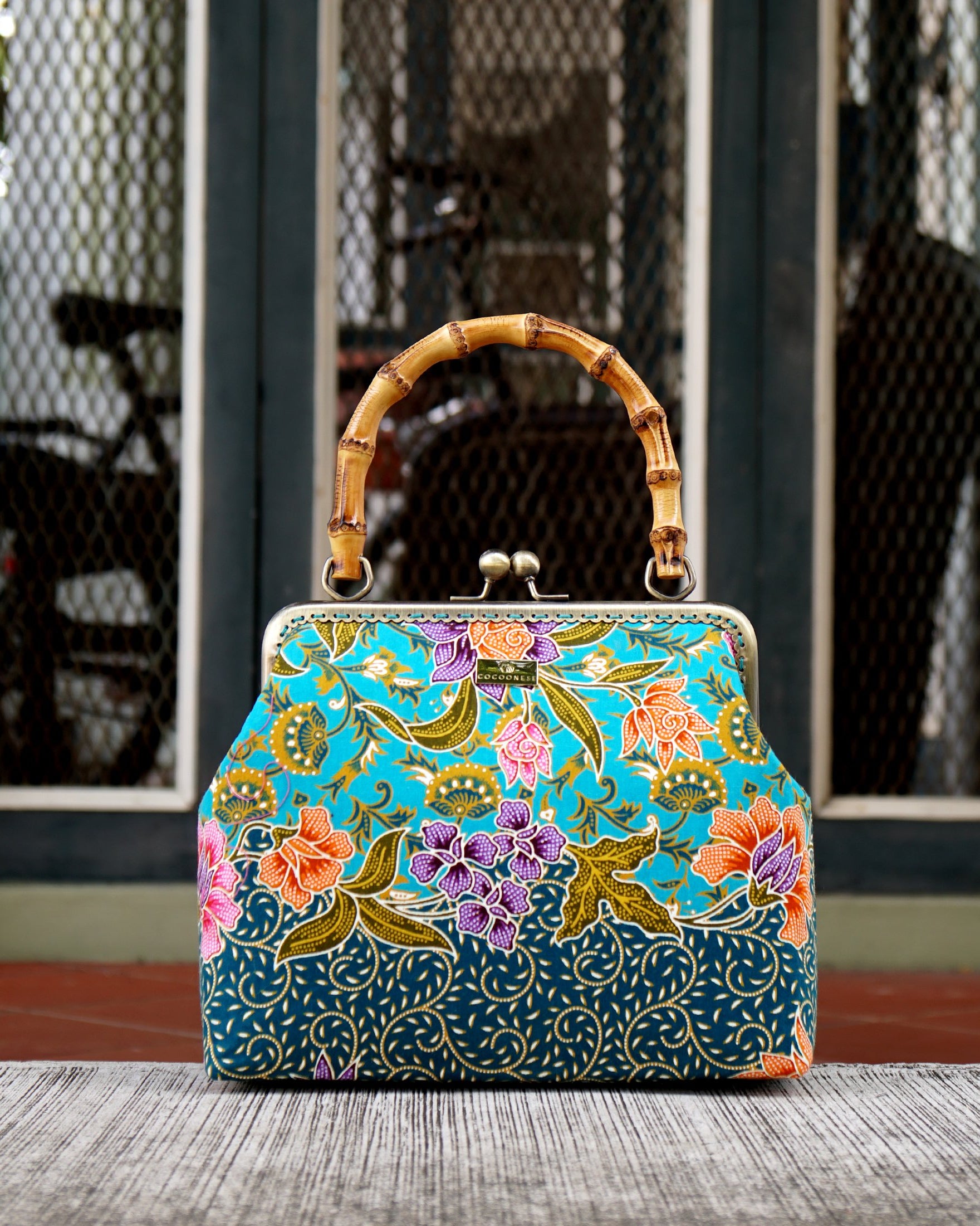 COCOONESE | Bamboo Top Handle Bag - Revolving Dream (GN)