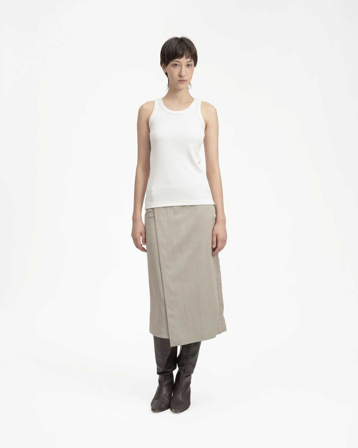 GRAYE | Vent Rib Tank | White