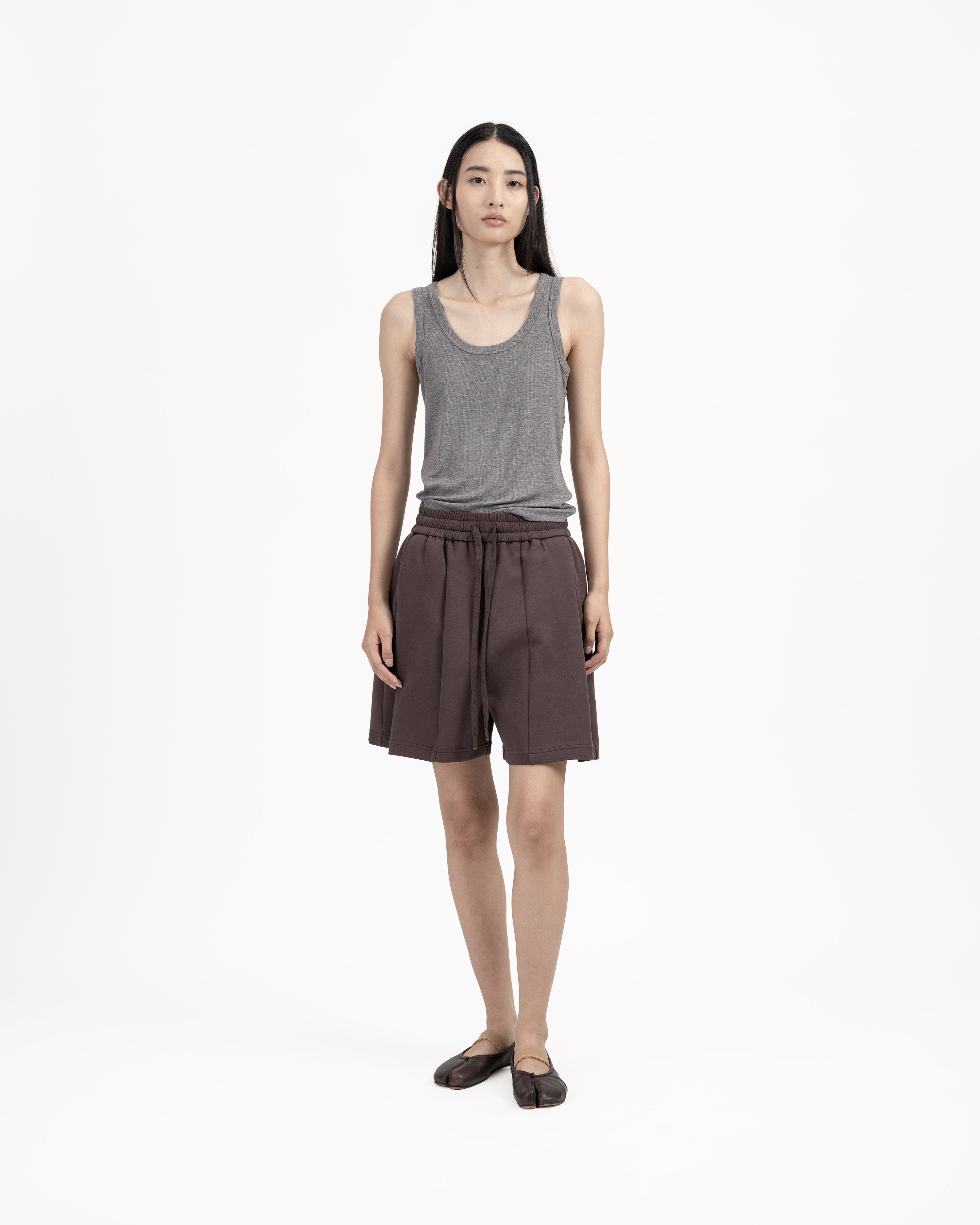GRAYE | Pleated Sweatshorts - Fig