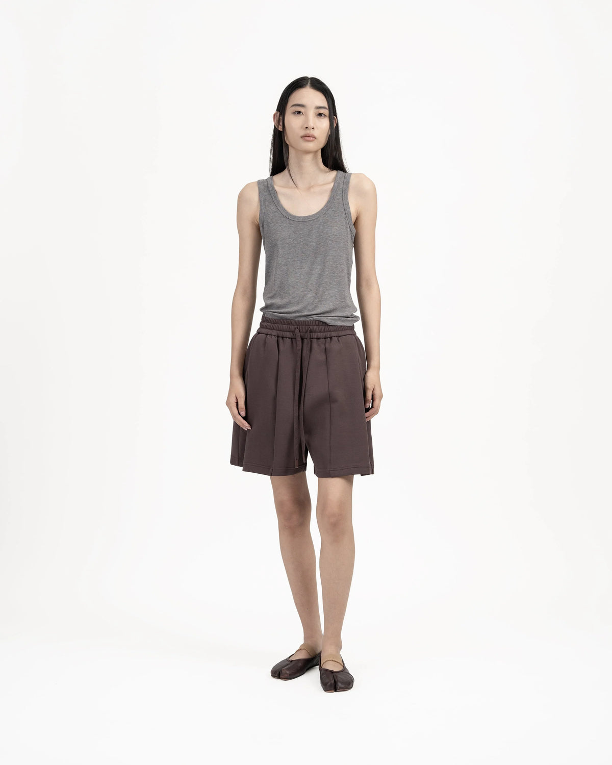 GRAYE | Pleated Sweatshorts - Fig