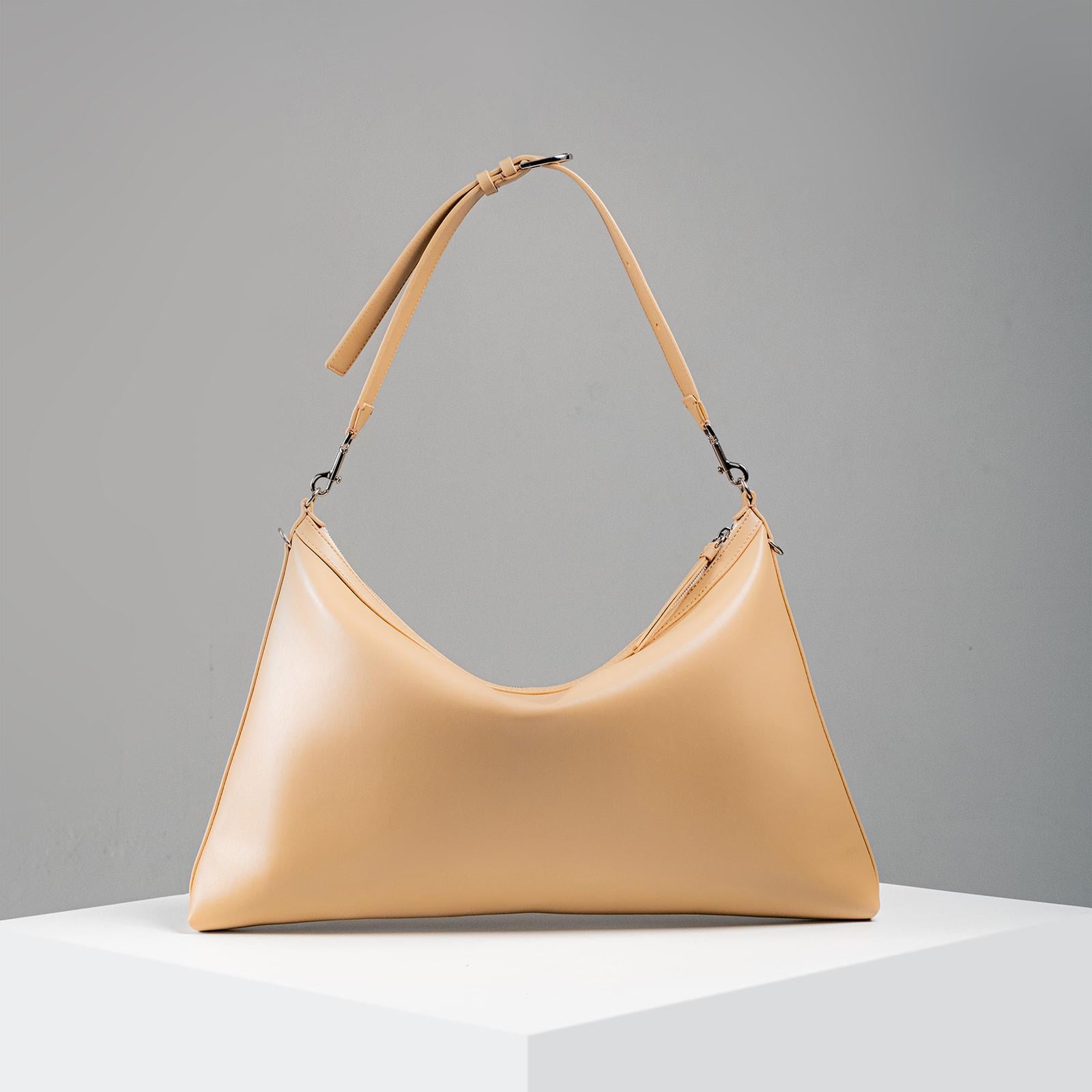 WU HAUS | Helix Leather Shoulder Bag