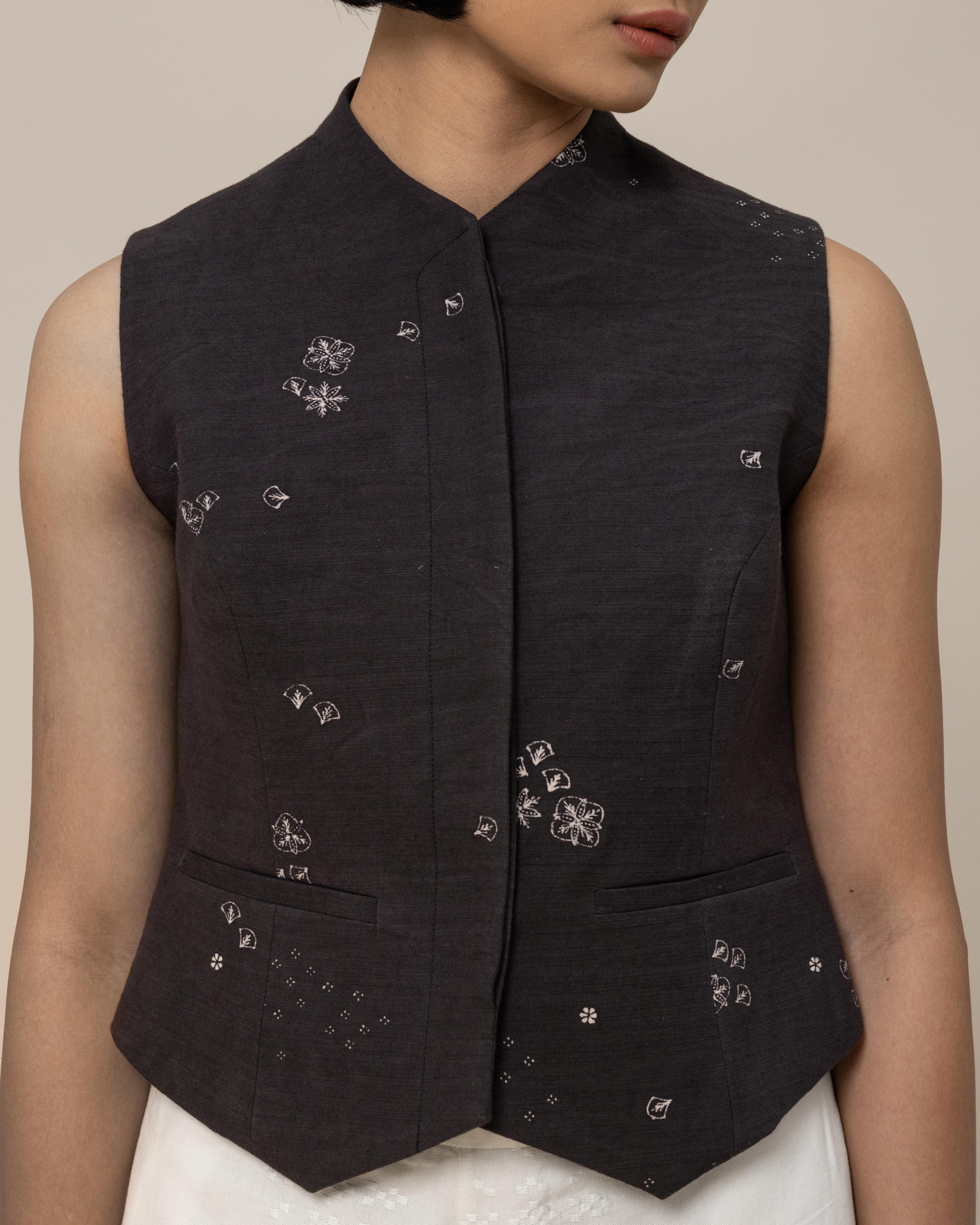 SUKKHA CITTA | SERIBU BUNGA - Structured Vest