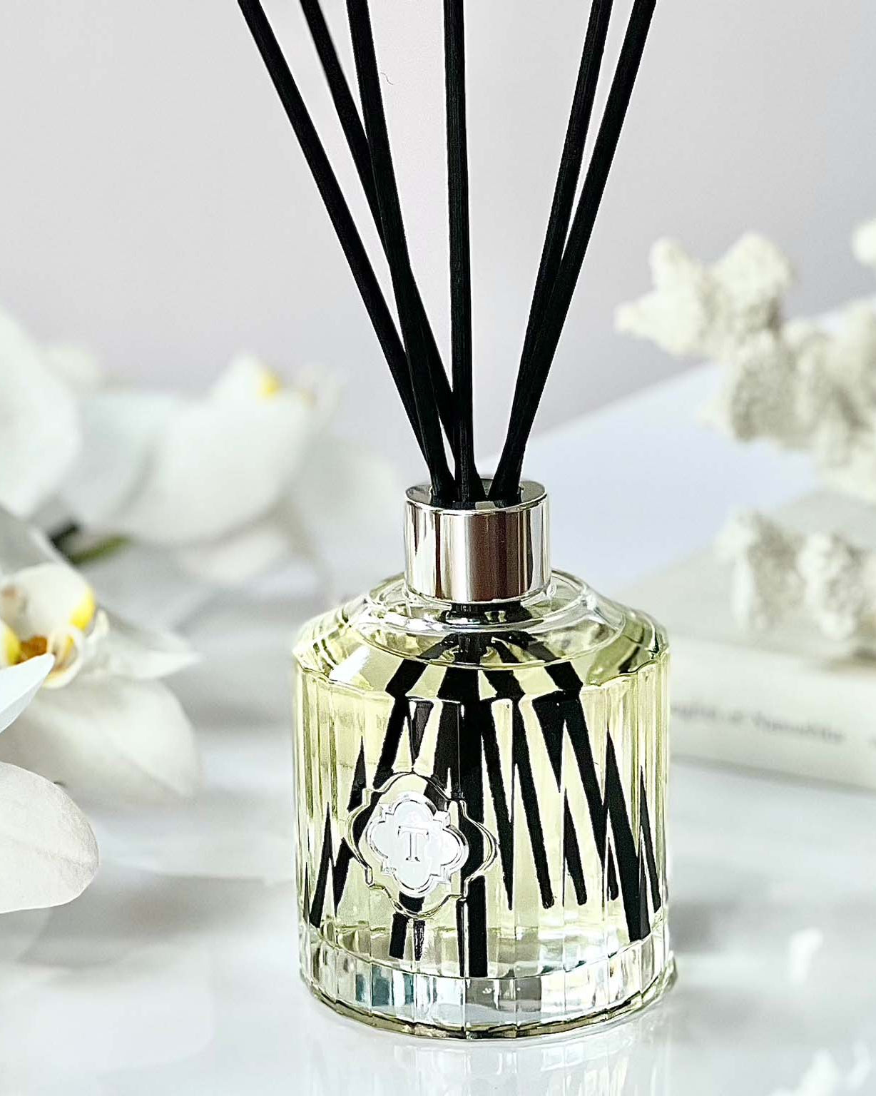 TEMPLE CANDLES | Luxury Reed Diffuser - Frangipani Garden