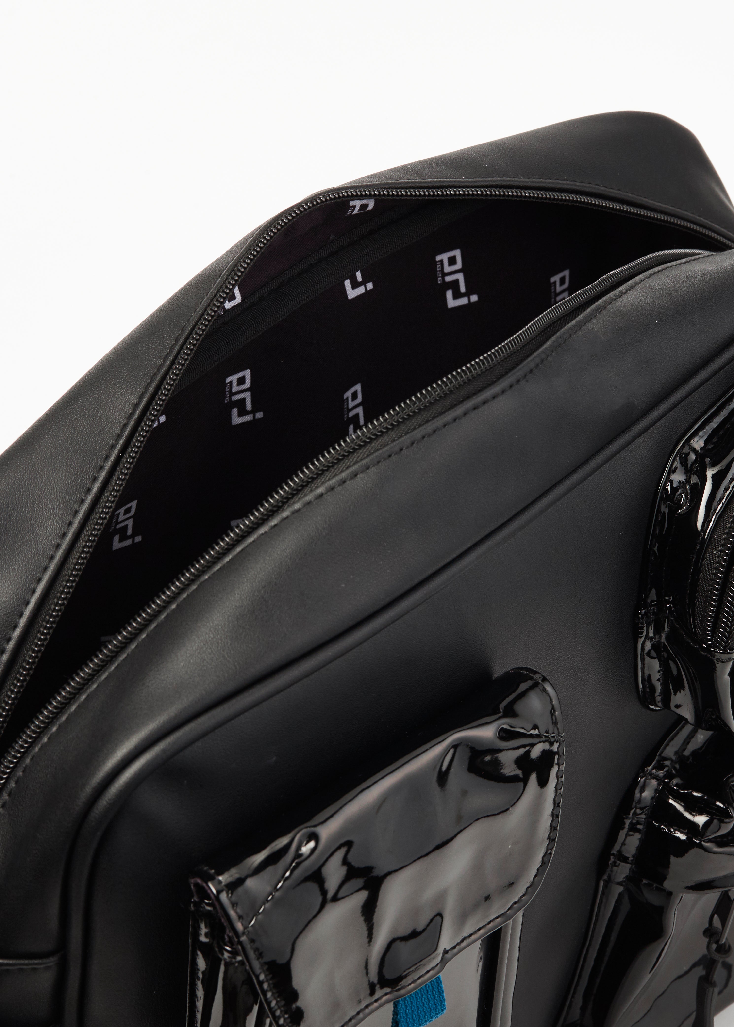 PROJECTWEAR | Colter Multipocket Sling Bag Black