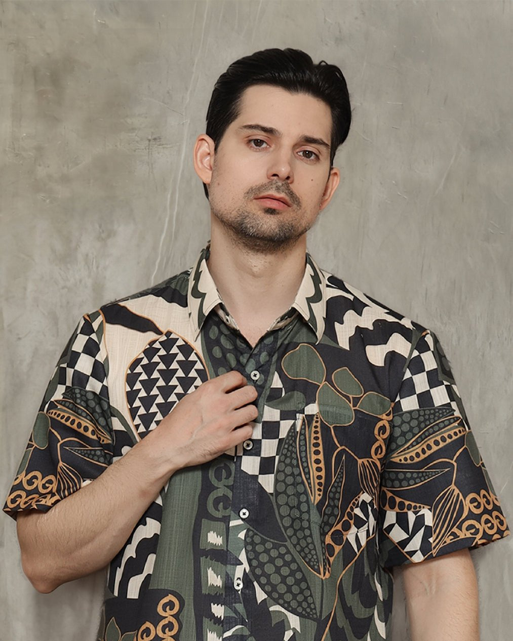 KANZI COLLECTION | Geometric Botanical Shirt