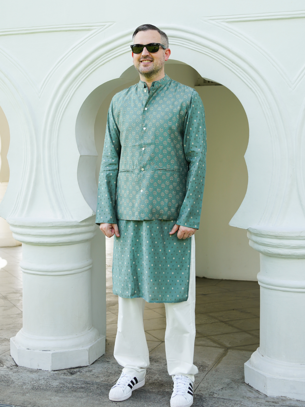 NIMBU | Vir Sage Green Men's Kurta Pajama Jacket Set in Muslin Cotton